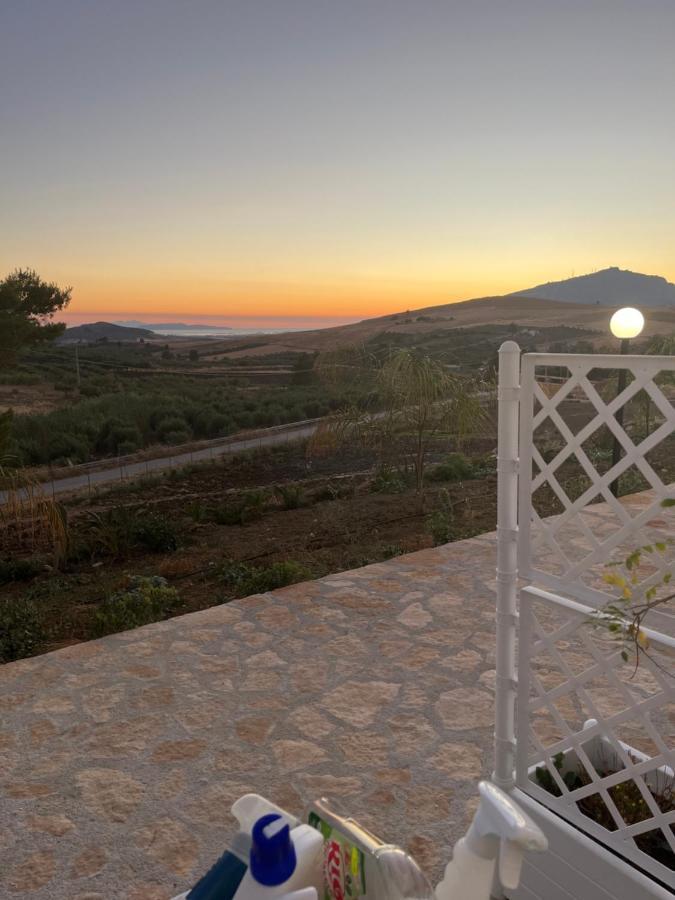 Manzil Country House Valderice Esterno foto
